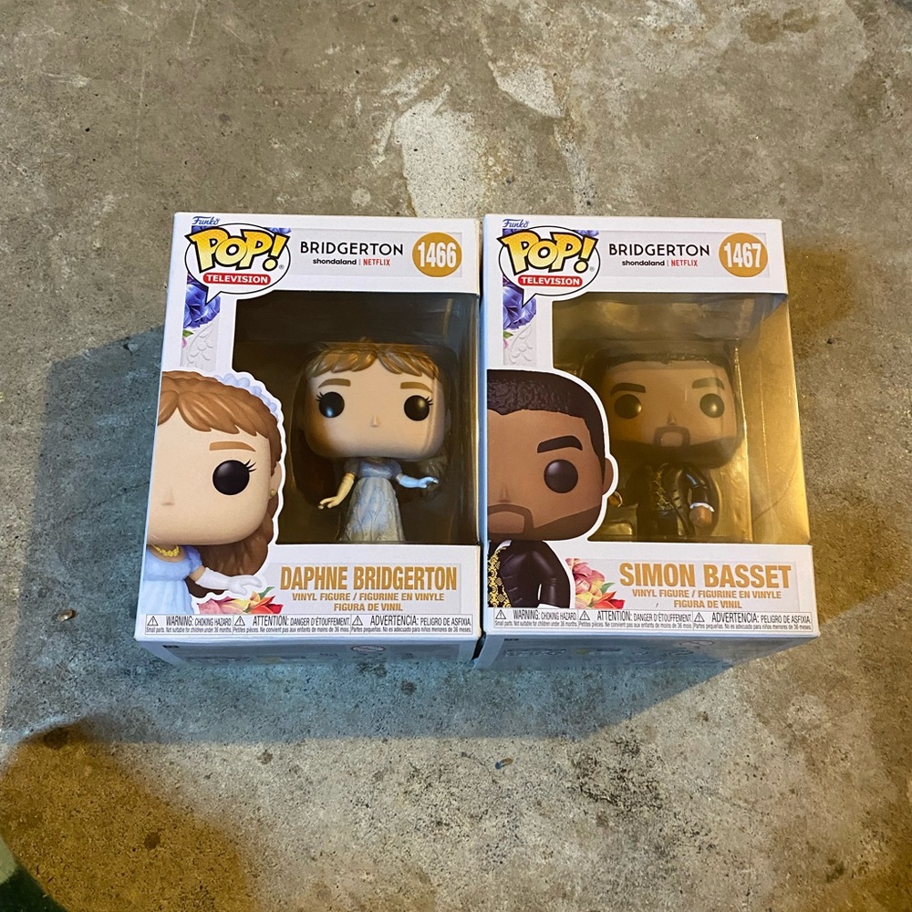 Funko Pop! Bridgerton Figures - Daphne and Simon